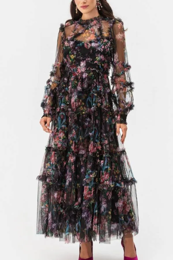 Elegant organza pleated gown