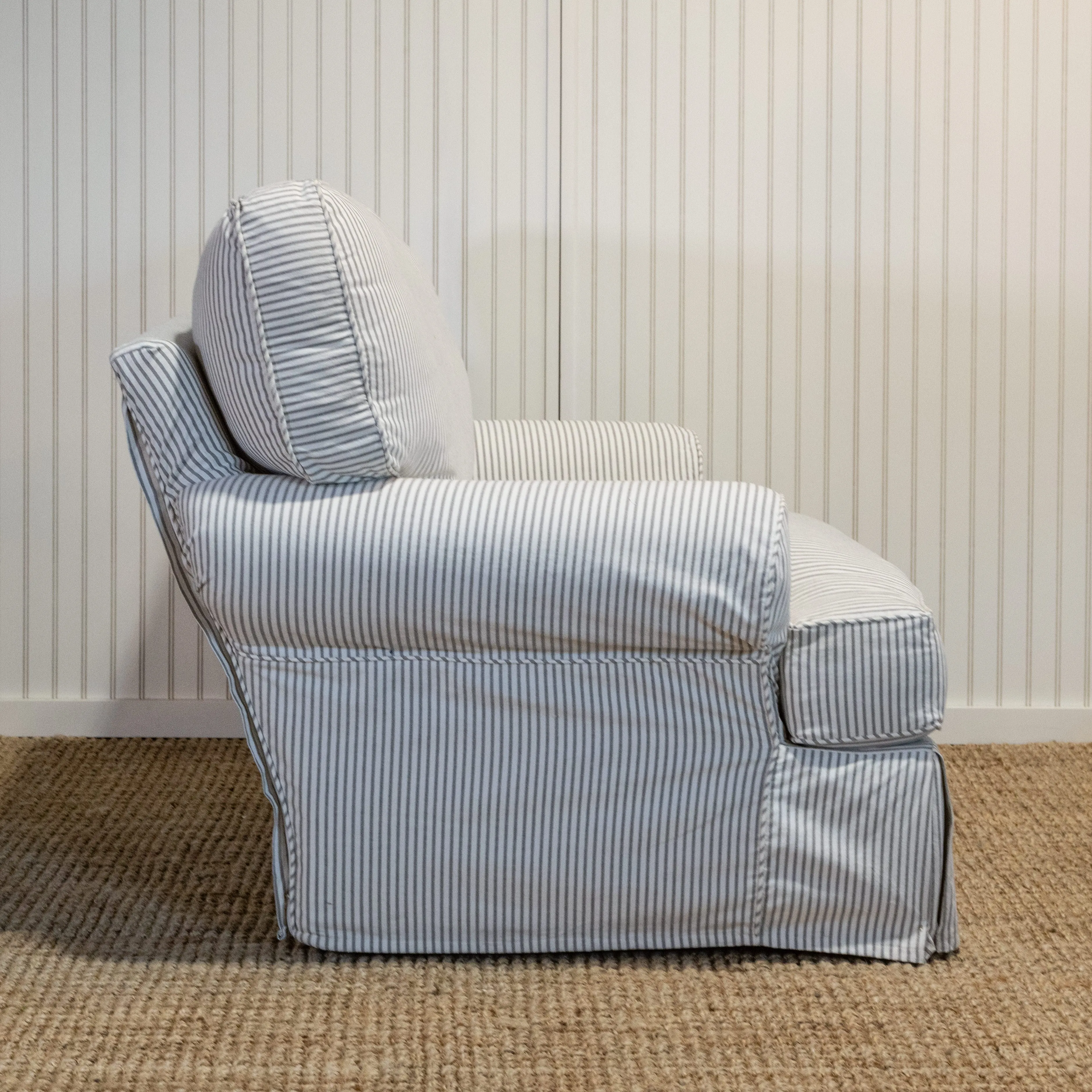 Laurel Slipcovered Swivel Chair