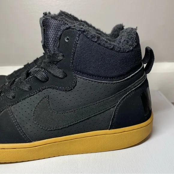 Nike Court Borough Mid Winter GS Shoes Youth 6.5 Black Gum Sneakers AA3458-002